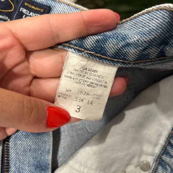 VINTAGE Bluenotes Blue Jean Shorts Distressed Cut-Off Style - Picture 3 of 4